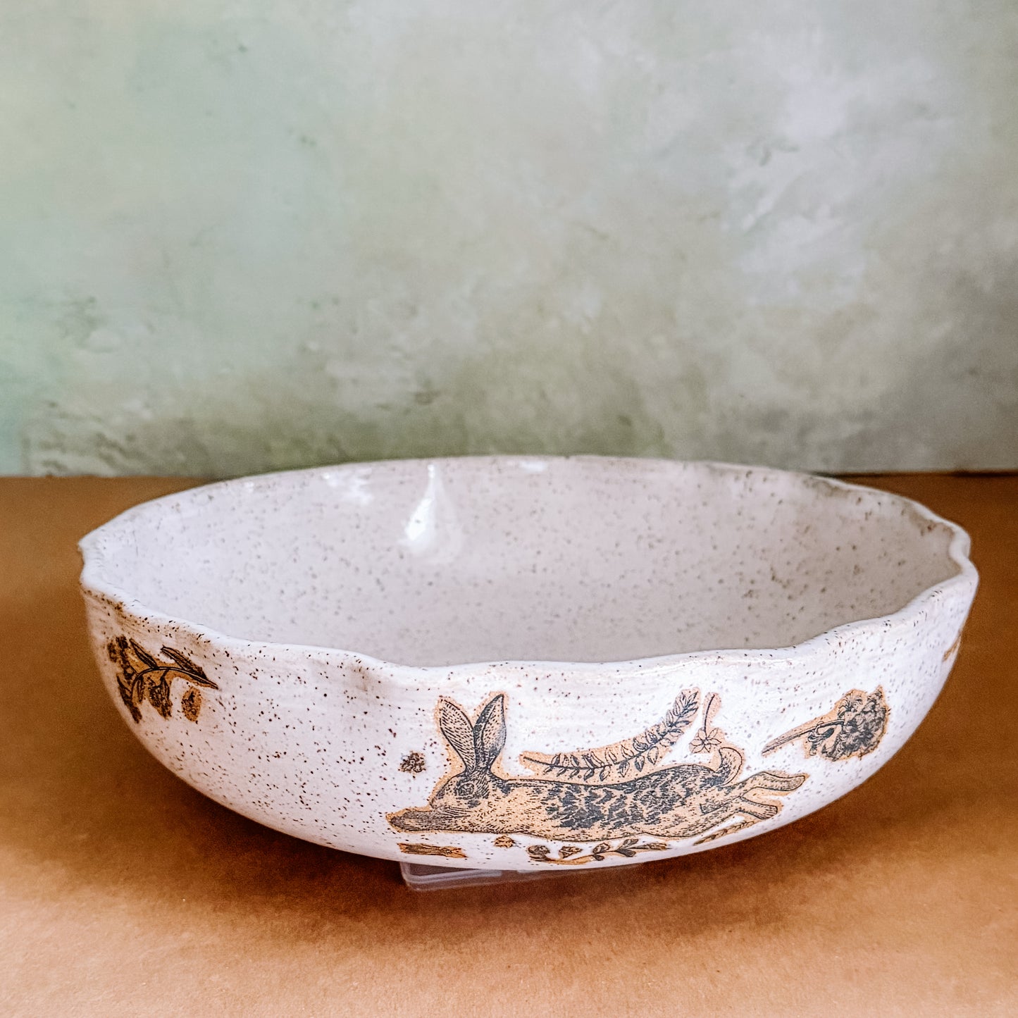Scalloped Bunny Pie Dish