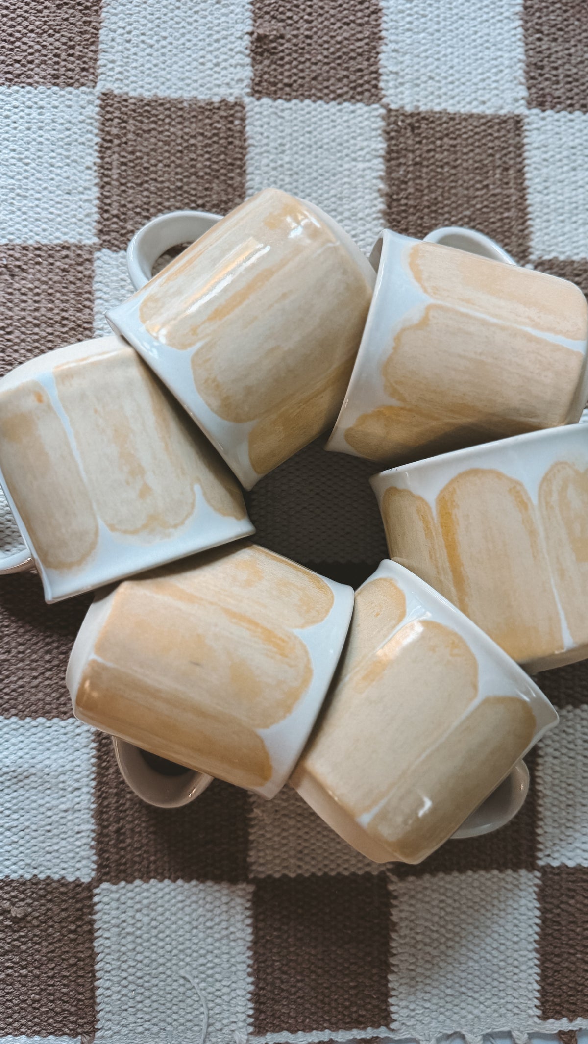 10oz Yellow Stripe Mug
