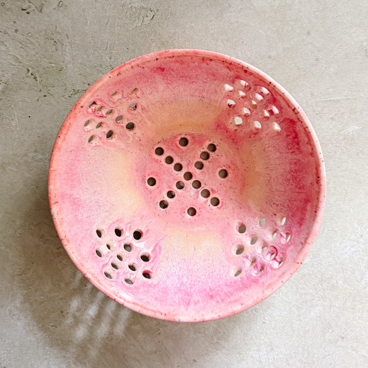 6" Bubble Gum Pink Berry Bowl