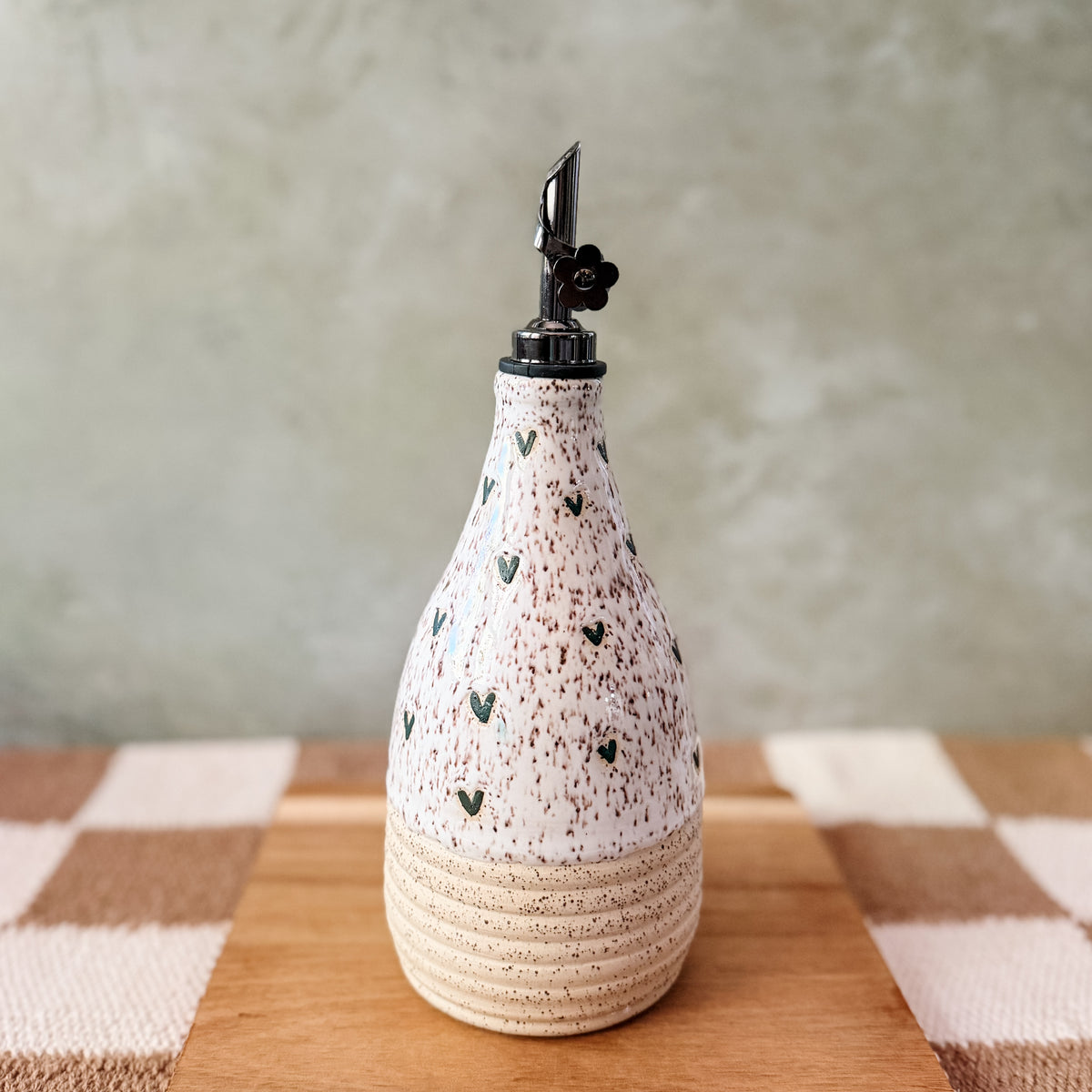 20oz  Green Baby Heart Oil Cruet