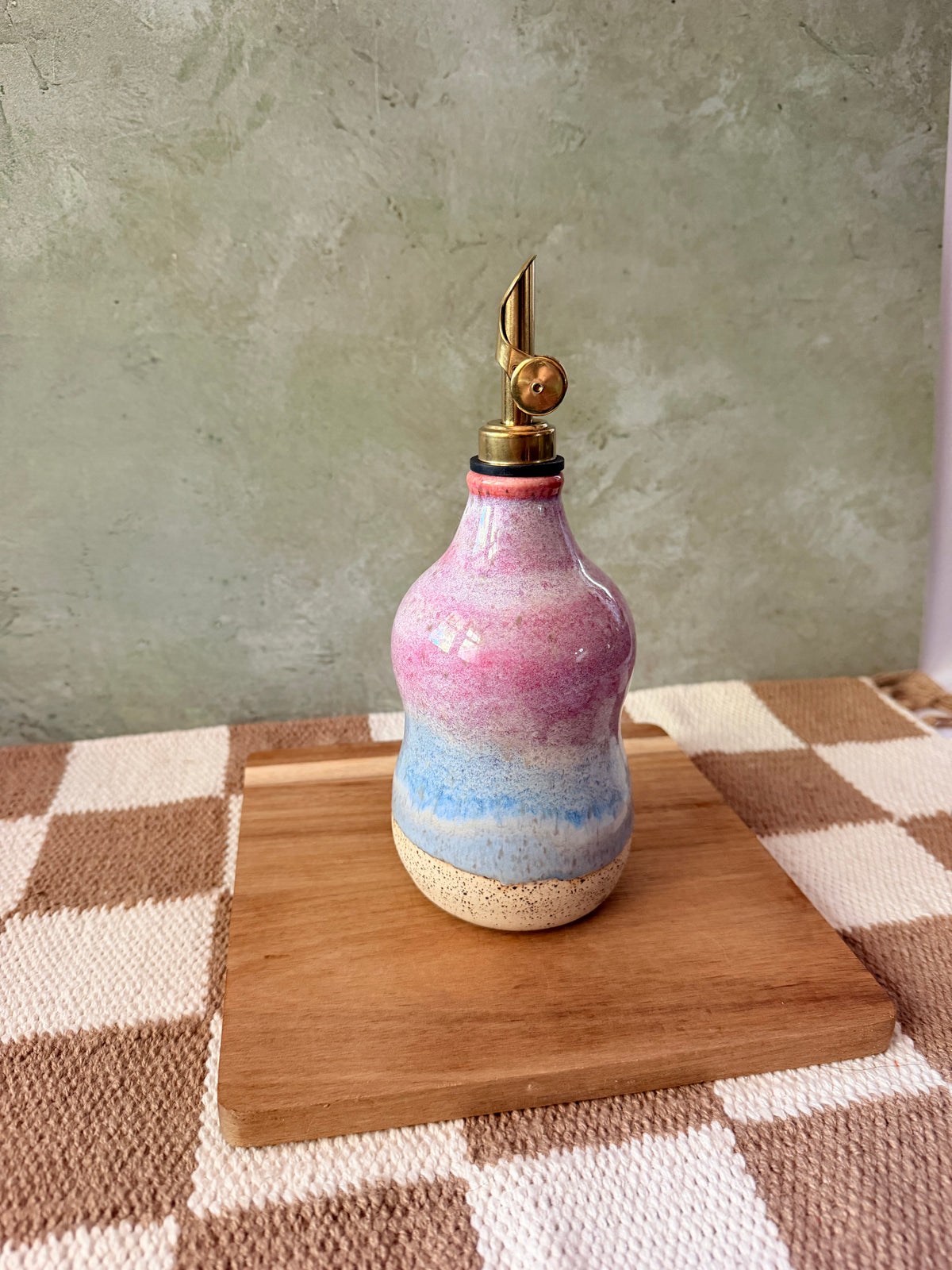 16oz  Pink & Blue Bubble Cruet