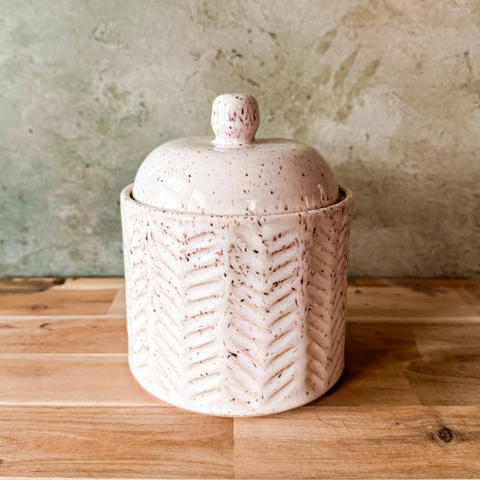 Speckled Feather Pot