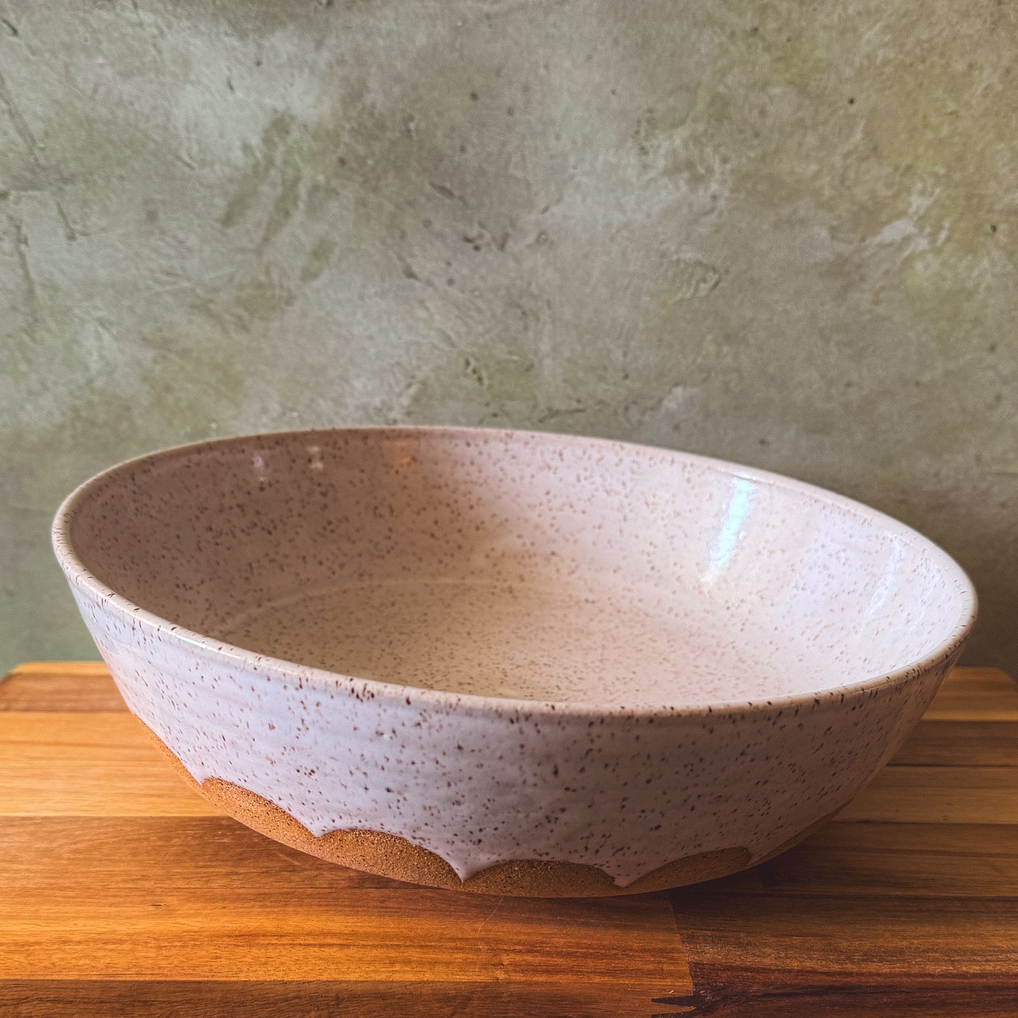 9" Scallop Serving Bowl