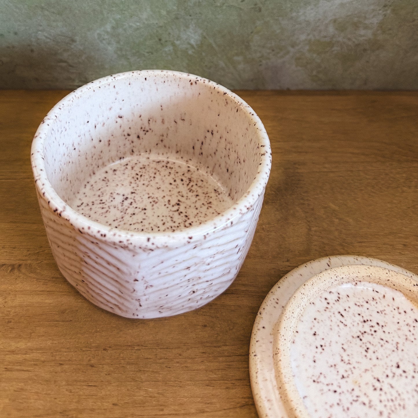 5" Feathered Salt Well