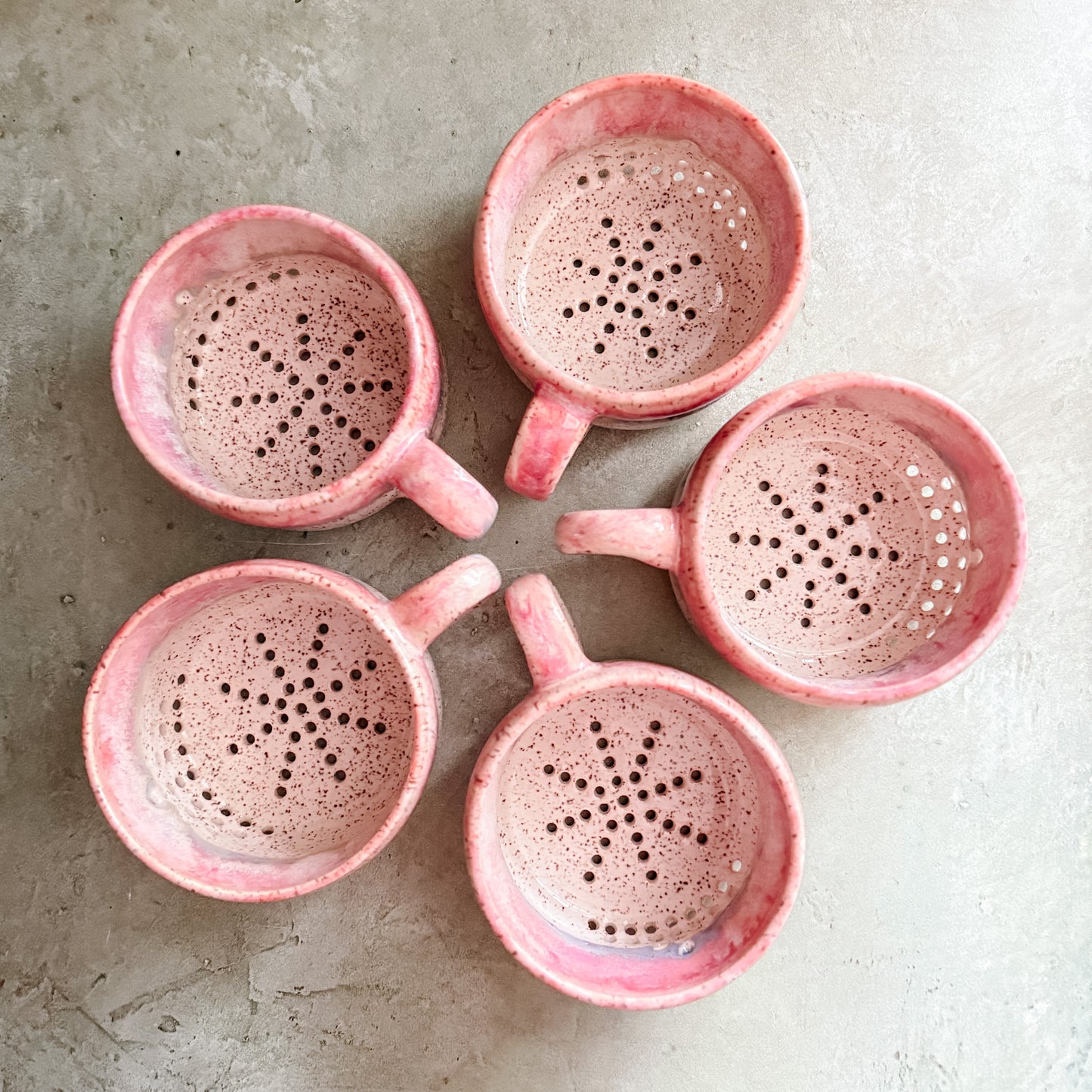 4" Speckled Berry Bowl with Handle