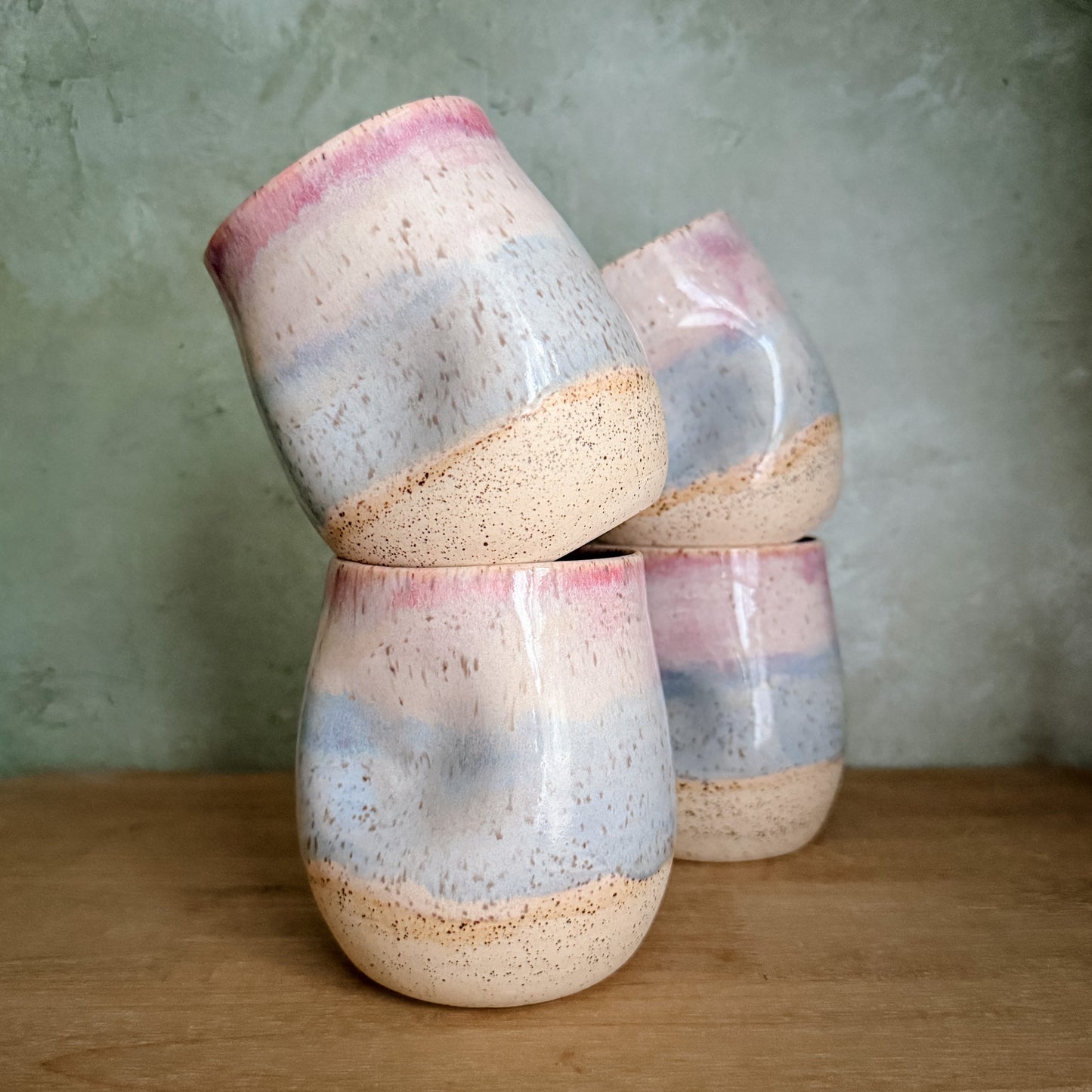 Gradient Sky Blue Thumb Tumbler